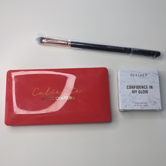 NWT Artist Couture Caliente Eyeshadow Palette Bundle 🔥🎨 - Picture 1 of 8